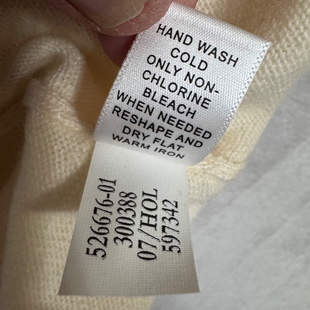 NWT Y2K Banana Republic Cream Babydoll Sweater Size L‎ Bell Sleeve Wool Cashmere - Picture 14 of 16